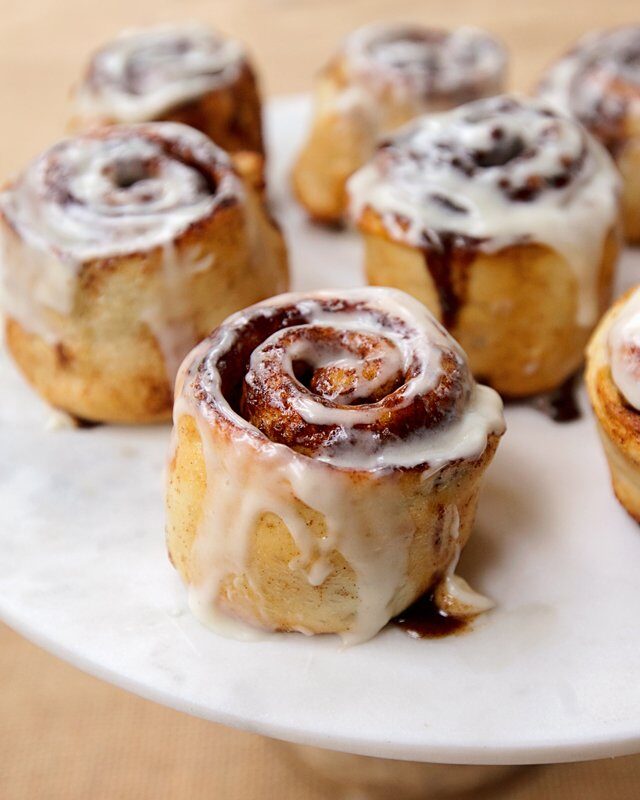 Air Fryer Cinnamon Rolls