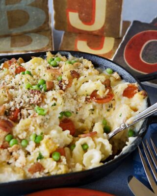 Bacon, Tomato and Green Pea Mac ‘n’ Cheese
