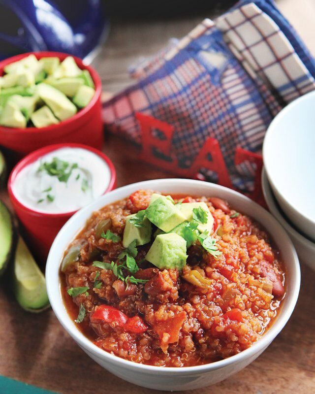 Quinoa Chili with Kidney Beans