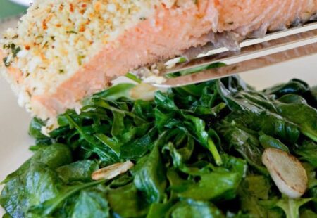 Baked Salmon with Horseradish Crust