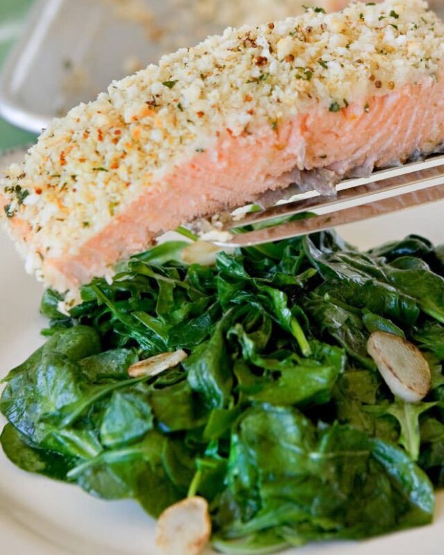 Baked Salmon with Horseradish Crust