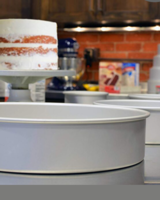 Anodized Aluminum 7-Inch Round Cake Pan