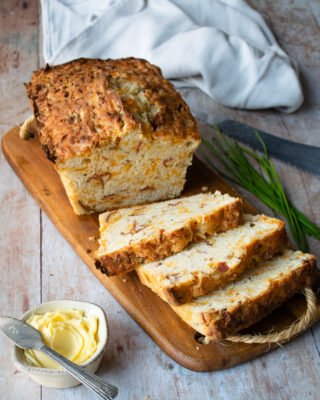 Bacon Cheddar Buttermilk Biscuit Bread