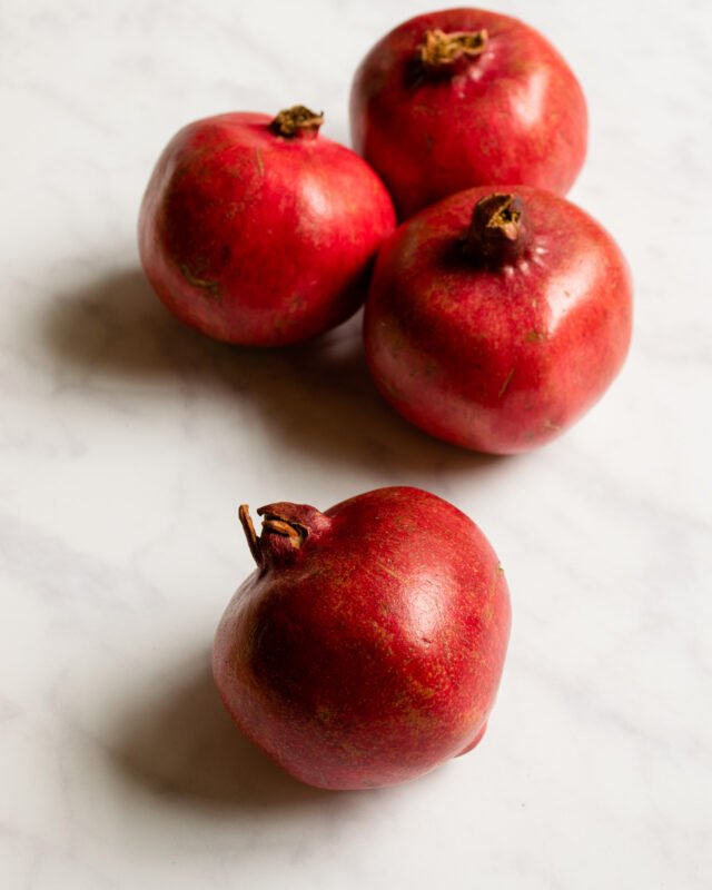 How to Seed a Pomegranate