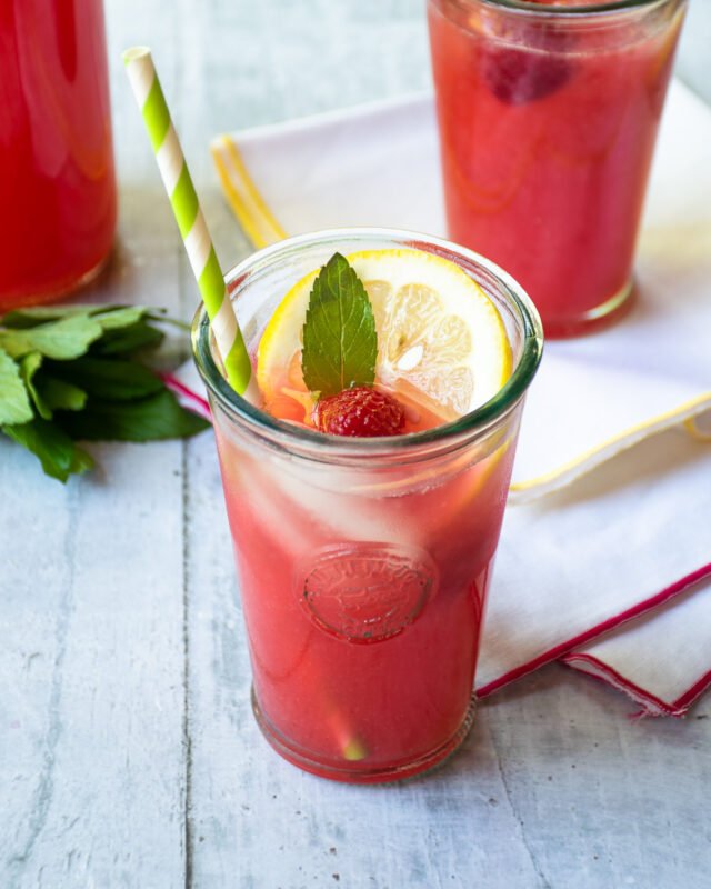 Sparkling Raspberry Lemonade