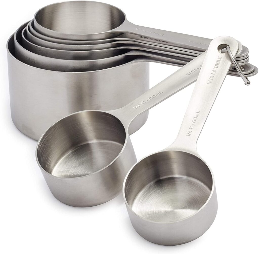 Stainless steel measuring cups